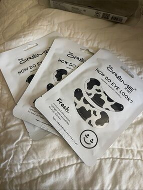 The Crème Shop Fresh How Do Eye Look? Hydrogel Eye Patches – Black/Cream